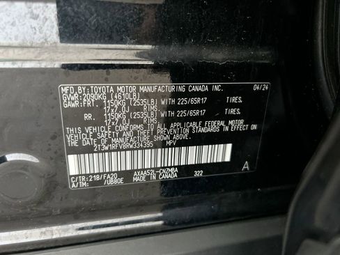 Used 2024 Toyota RAV4 XLE FWD image 44