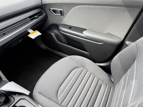 Used 2025 Kia K4 EX image 15