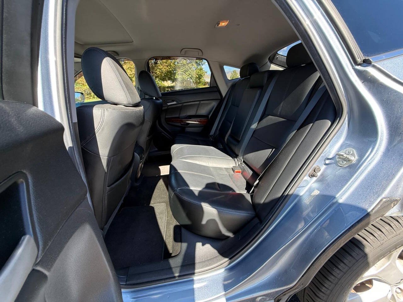Used 2010 Honda Crosstour EX-L image 11
