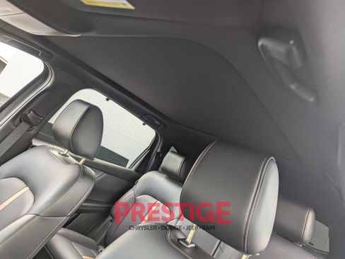 Used 2025 MAZDA CX-70 Plug-In Hybrid w/ Premium Plus AWD/4WD image 25