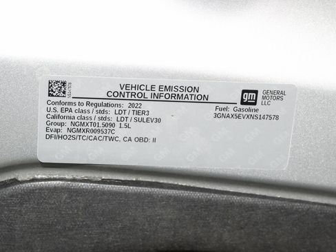 Used 2022 Chevrolet Equinox LS w/ LPO, Floor Liner Package image 16