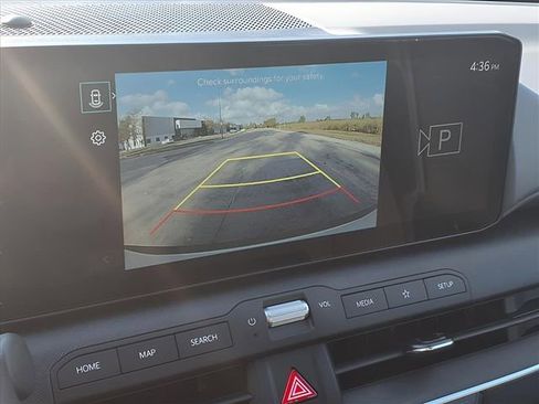 New 2025 Kia K4 LXS image 9