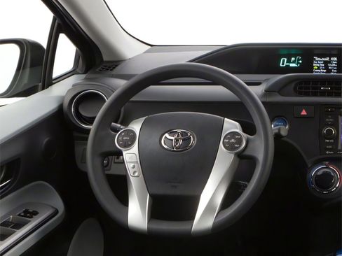 Used 2012 Toyota Prius C Three image 6