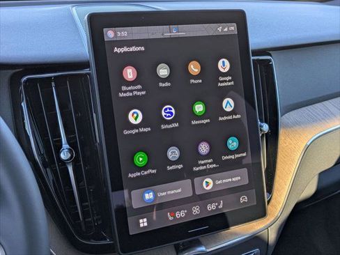 New 2026 Volvo XC60 B5 Plus w/ Climate Package PRO image 9