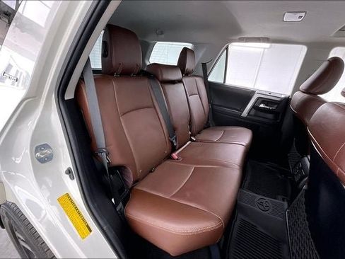 Used 2021 Toyota 4Runner Limited AWD/4WD image 19