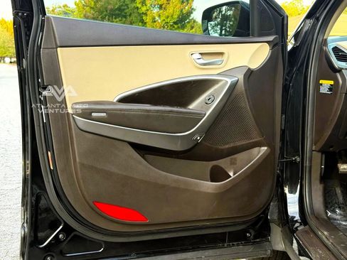 Used 2017 Hyundai Santa Fe Sport image 20