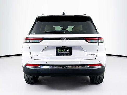 Used 2023 Jeep Grand Cherokee Limited AWD/4WD image 7