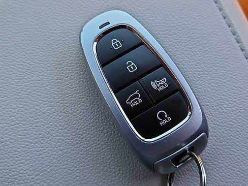 Certified 2024 Hyundai Tucson Blue AWD/4WD image 35