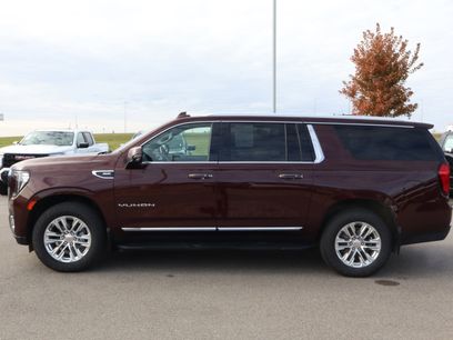 Used 2022 GMC Yukon XL SLT w/ SLT Luxury Package