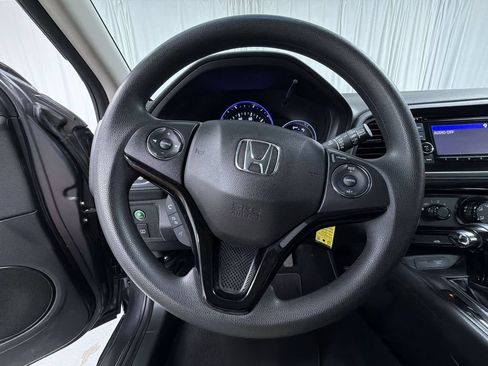 Used 2021 Honda HR-V LX image 25