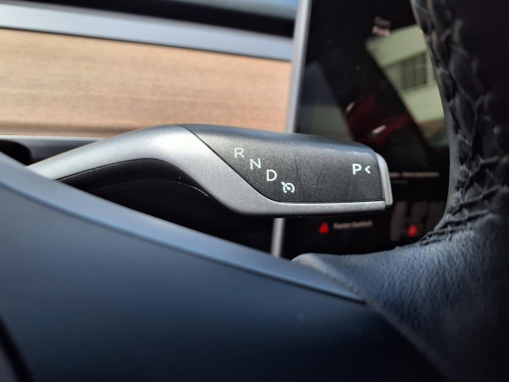 Used 2023 Tesla Model 3 Standard Range RWD image 10