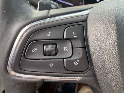 Used 2023 Buick Envision Avenir AWD/4WD image 31