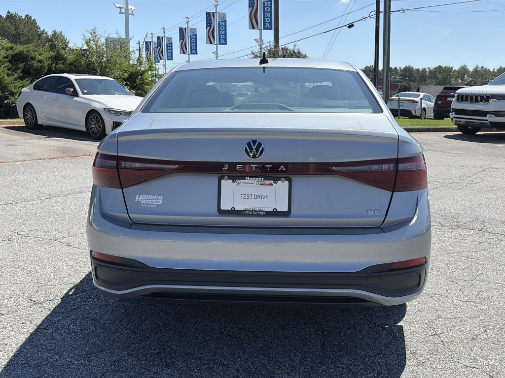 Used 2025 Volkswagen Jetta SE FWD image 20