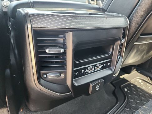 Used 2020 RAM 1500 Limited AWD/4WD image 9