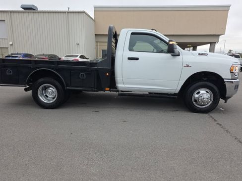 Used 2024 RAM 3500 Tradesman image 4