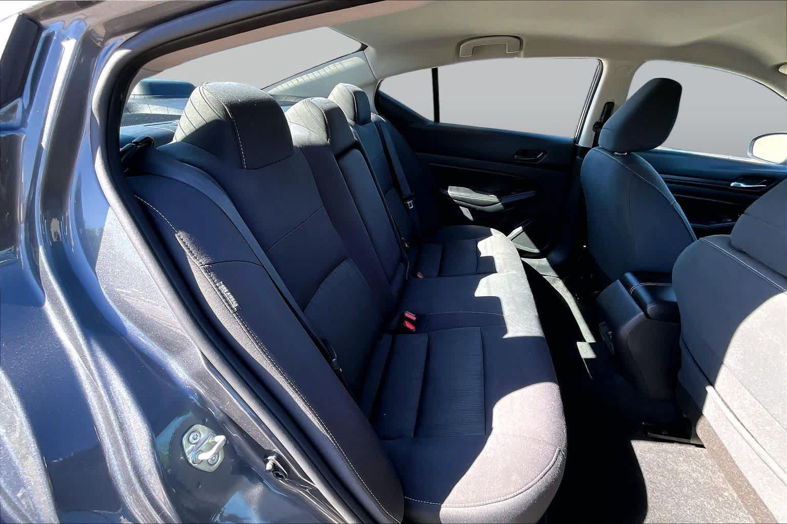 Used 2025 Nissan Altima 2.5 SV FWD image 20