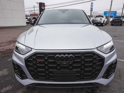 Used 2023 Audi SQ5 Premium Plus w/ Premium Plus Package image 2