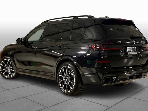 New 2026 BMW X7 M60i image 12