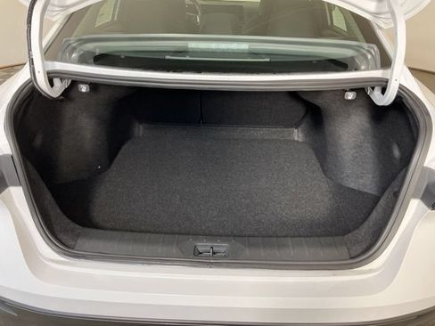 New 2026 Nissan Sentra SV w/ SV Convenience Package FWD image 14