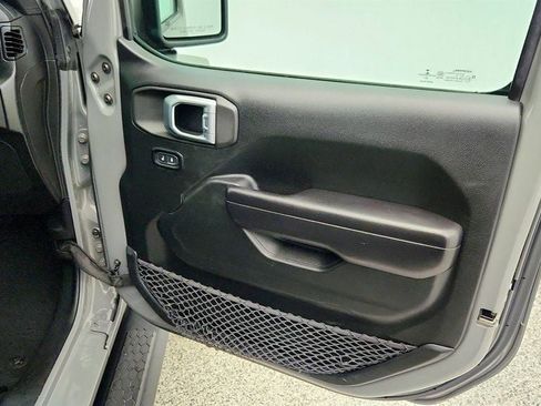 Used 2020 Jeep Wrangler Unlimited Sport S image 26