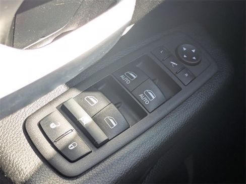 Used 2022 RAM 1500 Big Horn image 24