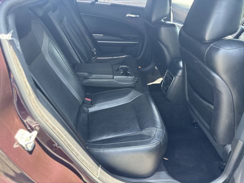 Used 2021 Dodge Charger SXT w/ Leather Interior Group RWD image 20