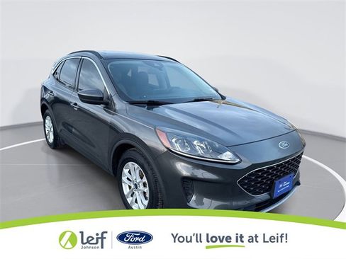Used 2020 Ford Escape SE image 1