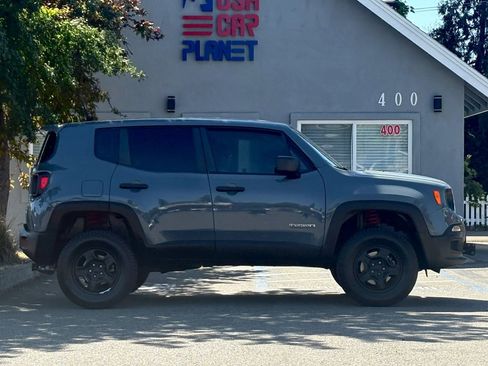 Used 2018 Jeep Renegade Sport w/ Power & Air Group AWD/4WD image 4