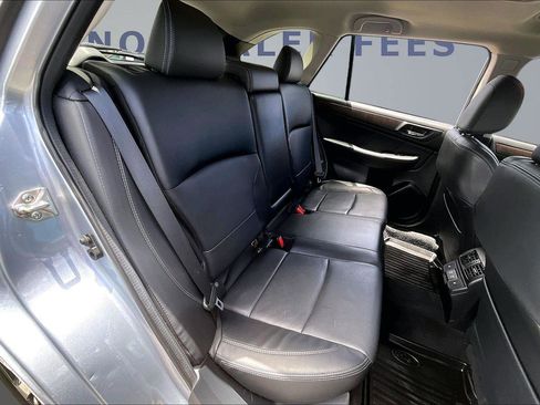 Used 2019 Subaru Outback 2.5i Limited AWD/4WD image 25