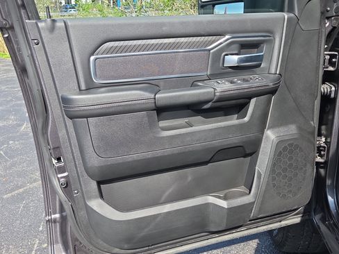 New 2026 RAM 2500 Big Horn AWD/4WD image 8