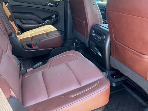 Used 2019 Chevrolet Tahoe Premier w/ Premier Plus Edition AWD/4WD image 26