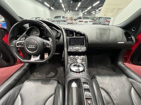 Used 2014 Audi R8 V8 image 47