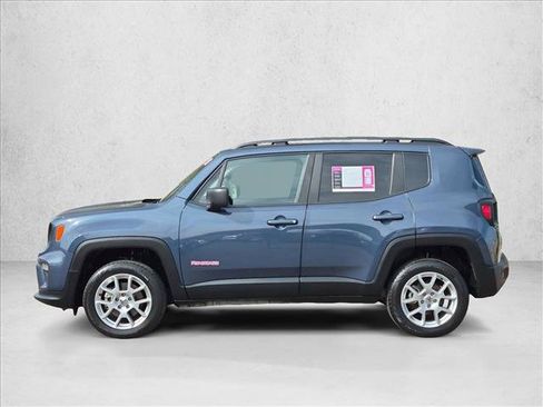 Used 2023 Jeep Renegade Latitude w/ Sun/Sound Group AWD/4WD image 9
