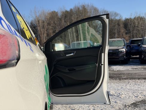 New 2024 Ford Edge SE image 31