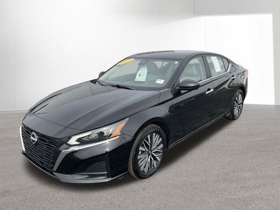 Certified 2025 Nissan Altima 2.5 SV