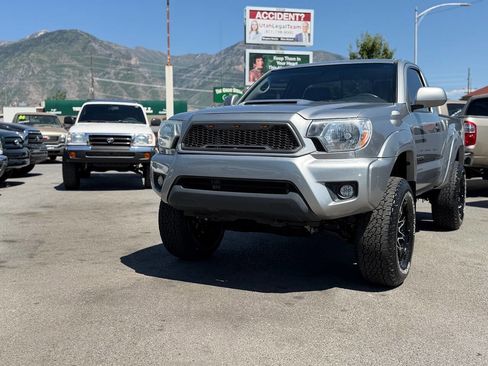Used 2014 Toyota Tacoma 4x4 Regular Cab image 13