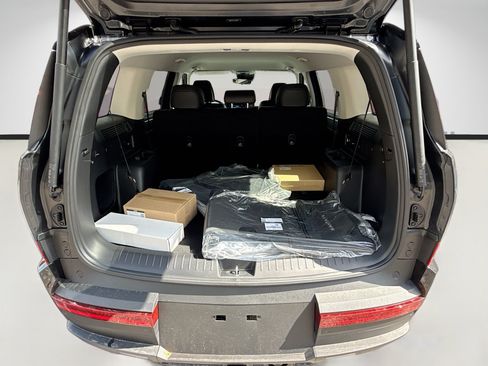 New 2026 Hyundai Santa Fe SEL FWD image 18