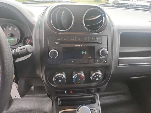 Used 2010 Jeep Patriot Sport w/ Tire & Wheel Group image 18