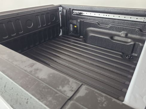 New 2025 Ford Maverick Lariat w/ Black Appearance Package AWD/4WD image 24