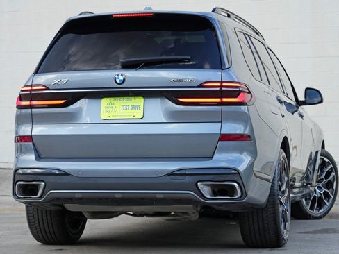 Used 2023 BMW X7 xDrive40i w/ M Sport Package AWD/4WD image 5