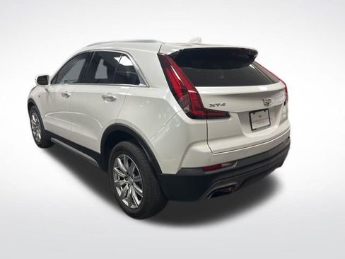 Used 2020 Cadillac XT4 Premium Luxury w/ Enhanced Visibility Package image 3