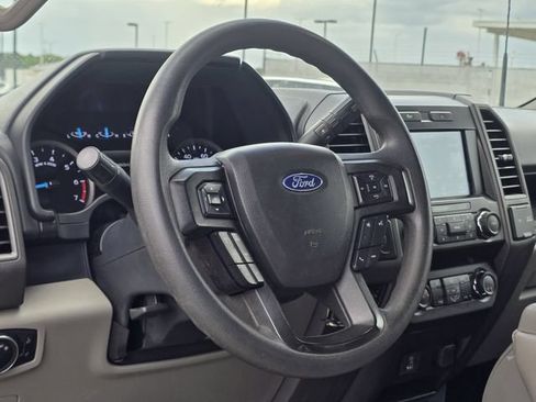 Used 2022 Ford F250 XL w/ Power Equipment Group AWD/4WD image 25