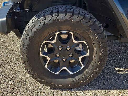 Used 2023 Jeep Wrangler Unlimited Rubicon 4xe image 10