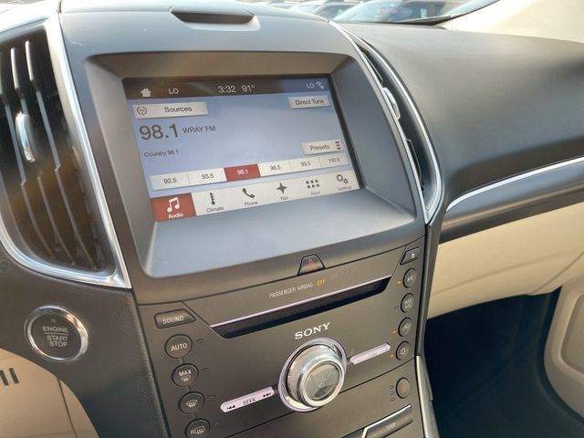 Used 2017 Ford Edge Titanium w/ Technology Package AWD/4WD image 19