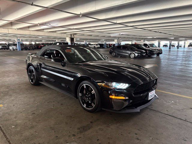 Used 2020 Ford Mustang GT Premium w/ Equipment Group 401A RWD image 4