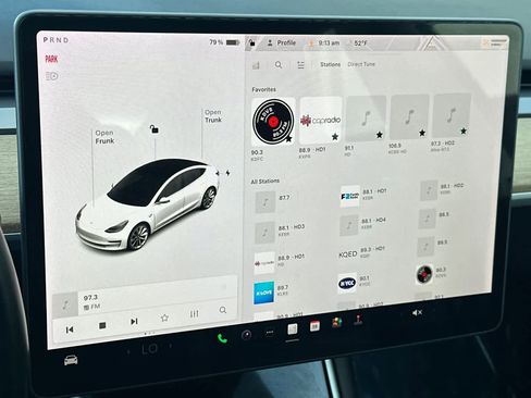Used 2018 Tesla Model 3 Long Range image 19