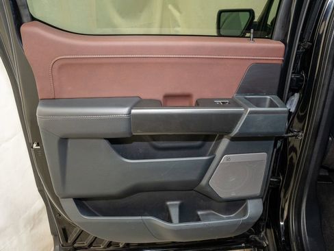 Used 2023 Ford F150 Lariat image 9