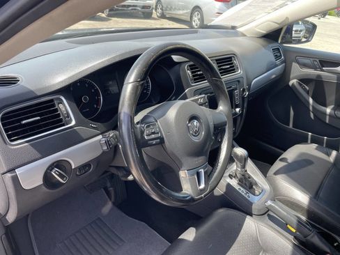 Used 2014 Volkswagen Jetta SE image 15
