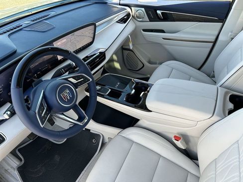 New 2026 Buick Enclave Avenir w/ Super Cruise Package FWD image 10