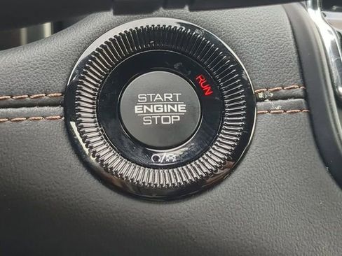 Used 2022 Jeep Compass Limited w/ (RED) Package image 29